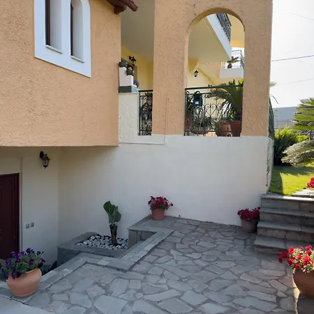 Lumelia Mansion Your Sunny Garden דירה