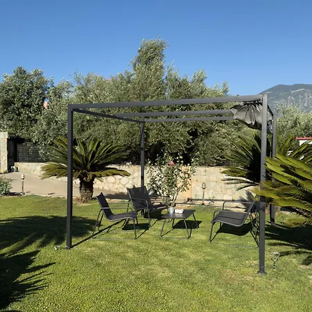 Lumelia Mansion Your Sunny Garden Apartment Kalamata